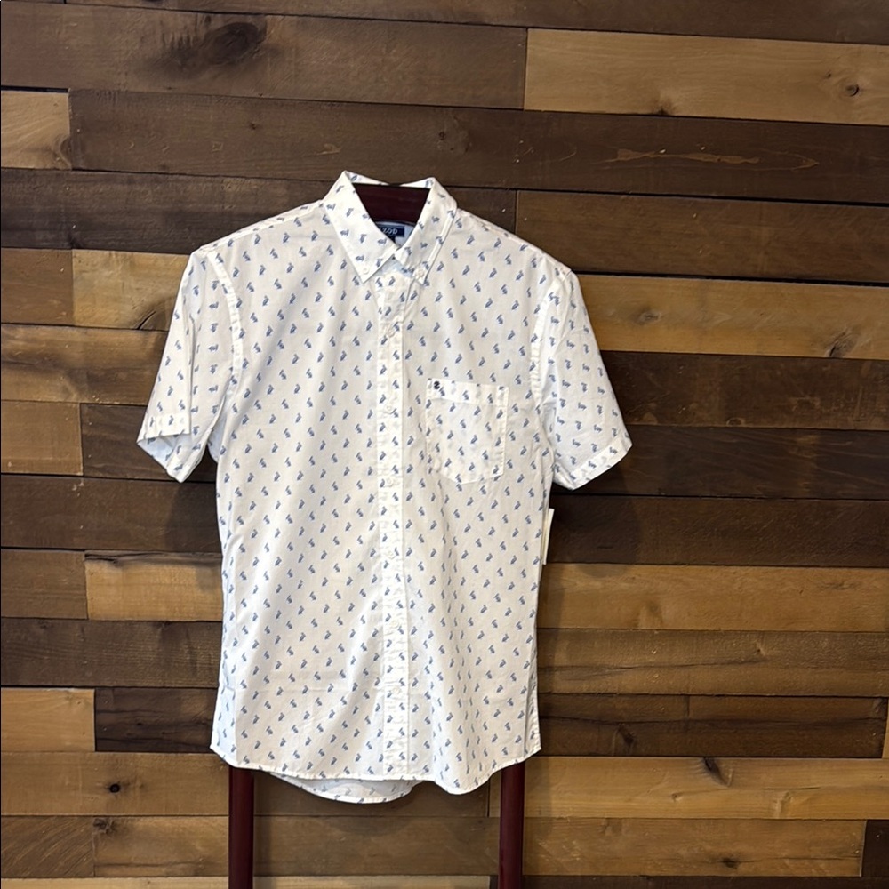NWT Izod Men's Classic Breeze Printed Short Sleeve Button Shirt Size Medium